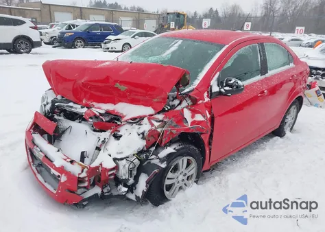 2015 Chevrolet Sonic Lt Auto из США, поврежденный, VIN 1G1JC5SG0F4212605